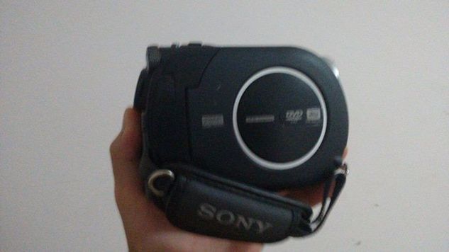Vendo Filmadora Sony Handycam Carl Zeiss 40x ou Troco por Pedaleira de Guitarra