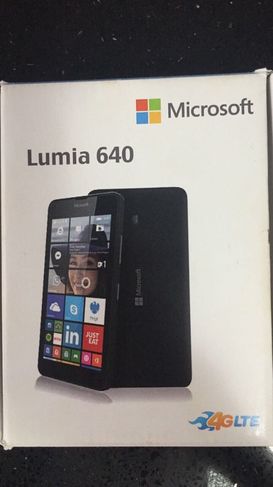Celular Lumia 640