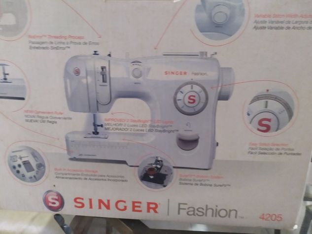 Máquina de Costura Singer Fashion