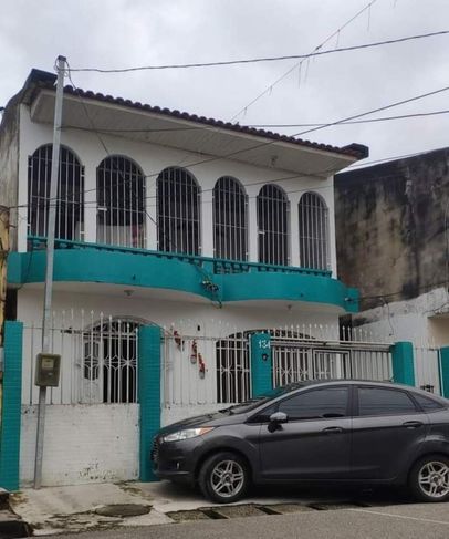 123meular . com Vende Ampla Casa de 3 Quartos no Bairro da Marambaia