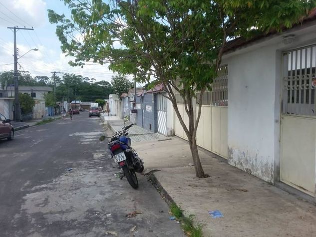 Casa com 3 Dormitórios à Venda, 250 m2 por RS 360.000,00 - Cidade Nova - Manaus-am