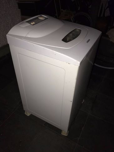 Máquina de Lavar Semi Nova