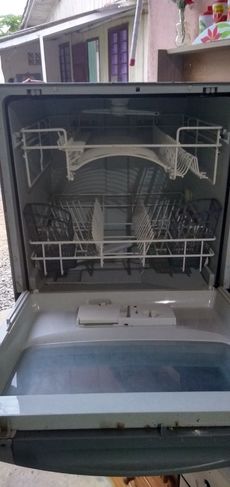 Máquina de Lavar Louças Brastemp