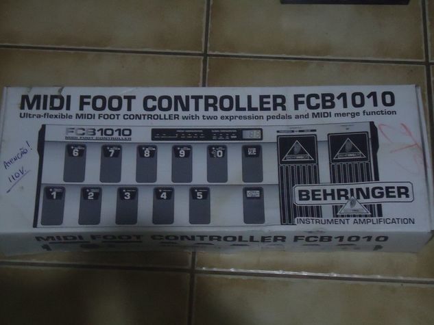 Pedal Controlador Midi Behringer Fcb1010
