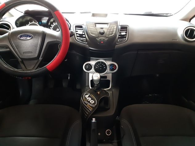 Ford New Fiesta SE 1.5 16v 2014
