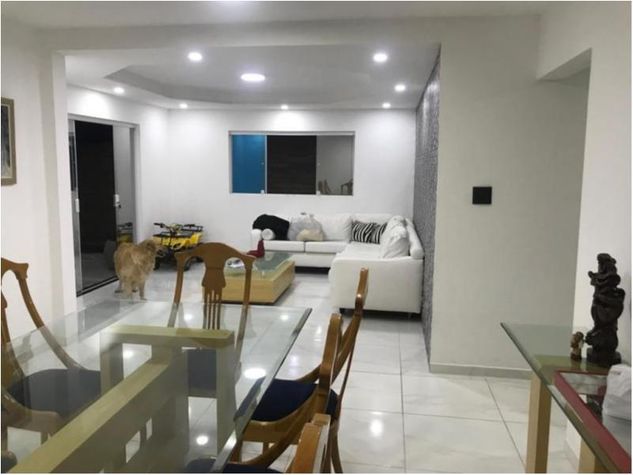 Casa com 4 Dorms em Jaboatão dos Guararapes - Piedade por 4.500,00 para Alugar