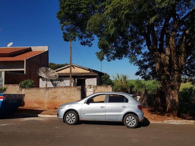 Vendo Casa em Bentopolis a Frente da Cidade de Guaraci