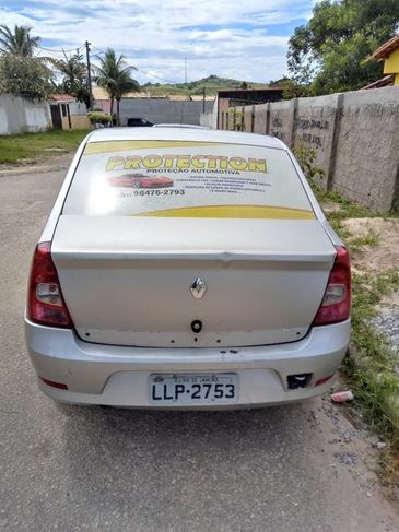 Vendo Renault Logan com Urgência Saúde