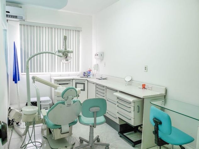 Vende-se Consultório Odontológico