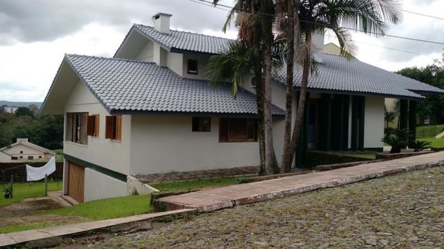 Casa com 3 Dorms em Taquara - Morro do Leôncio por 954 Mil para Comprar