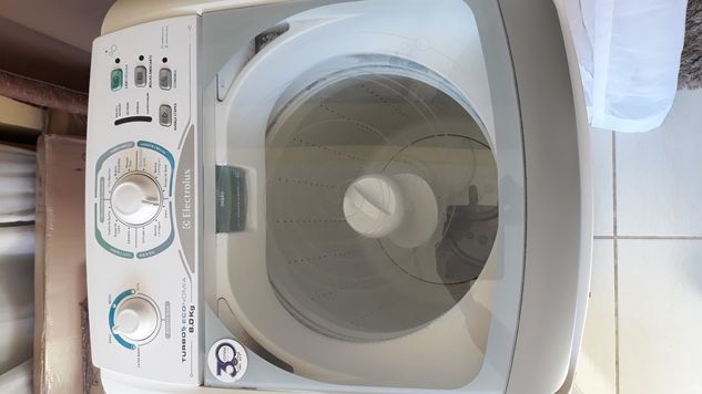 Máquina de Lavar Roupas 8kg Eletrolux