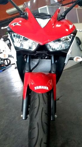 Yamaha R3 320cc 2016