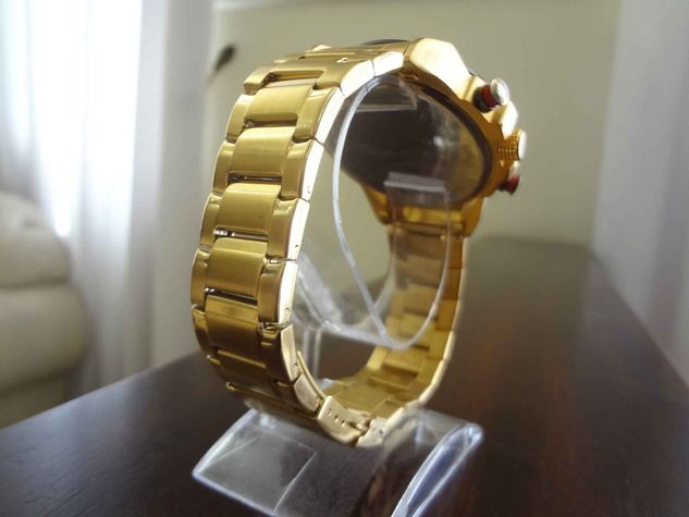 Lindo Relógio Amuda em Aço Dourado Todo Funcional à Prova D'água 100%