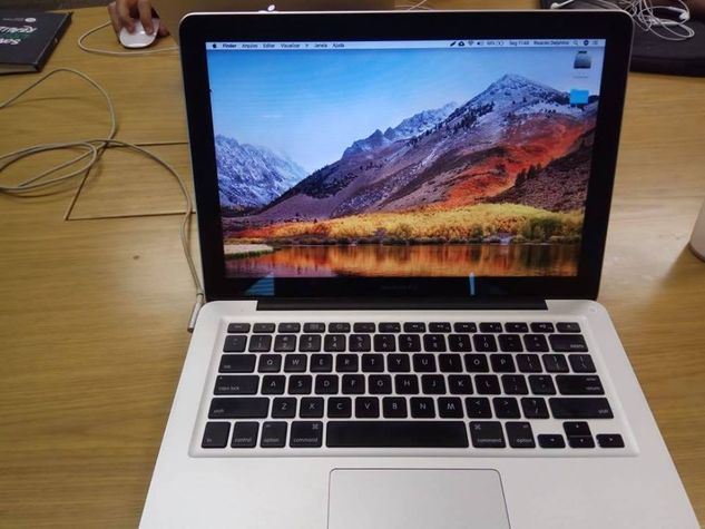 Apple Macbook Pro 13,3