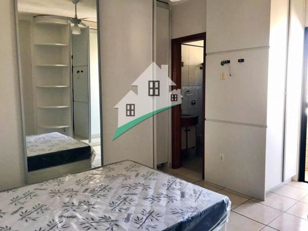 Apartamento com 2 Dorms em Praia Grande - Guilhermina por 265 Mil à Venda