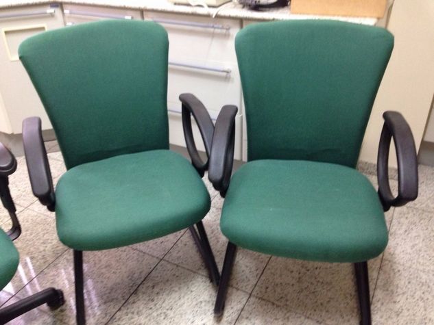 Cadeiras para Escritório ou Consultório em Tecido Cor Verde