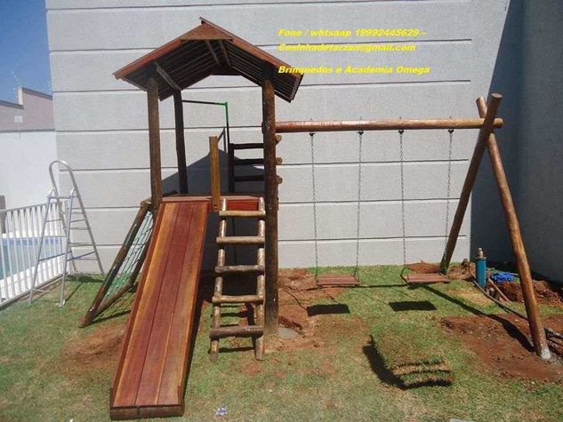 Playground de Madeira Infantil Madeira de Eucalipto Tratado
