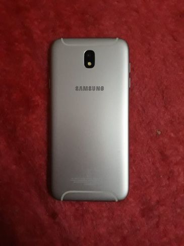 Samsung Galaxy J7 Pro 64gb