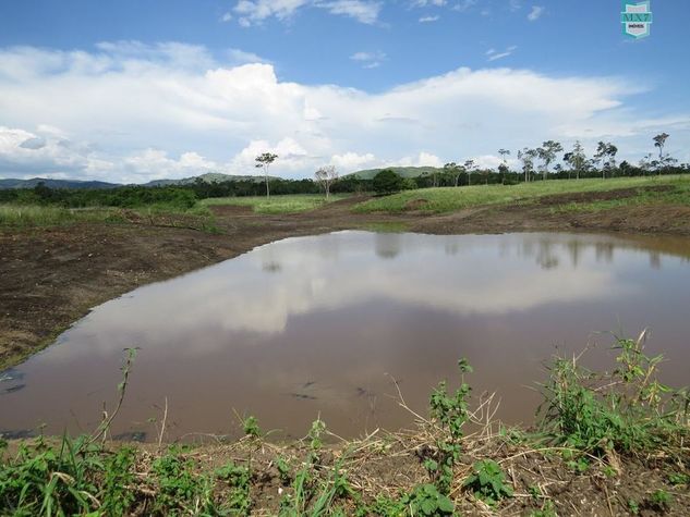 Potiraguá. ótima Fazenda Pecuária de 5.100 Hectares. Media de Chuva 86