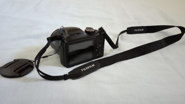 Câmera Semi Fujifilm Finepix S4800 16mp 30x Zoom + Cartão 16 GB