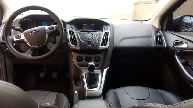 Ford Focus Hatch SE 1.6 16v Tivct 2015