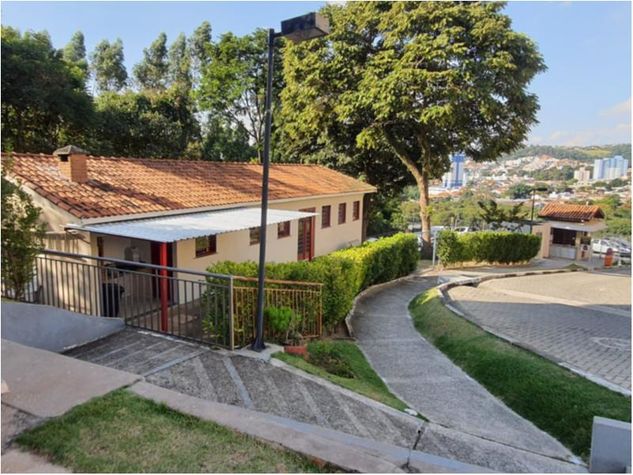 Apartamento com 2 Dorms em Valinhos - Vila São Cristóvão por 200 Mil à Venda