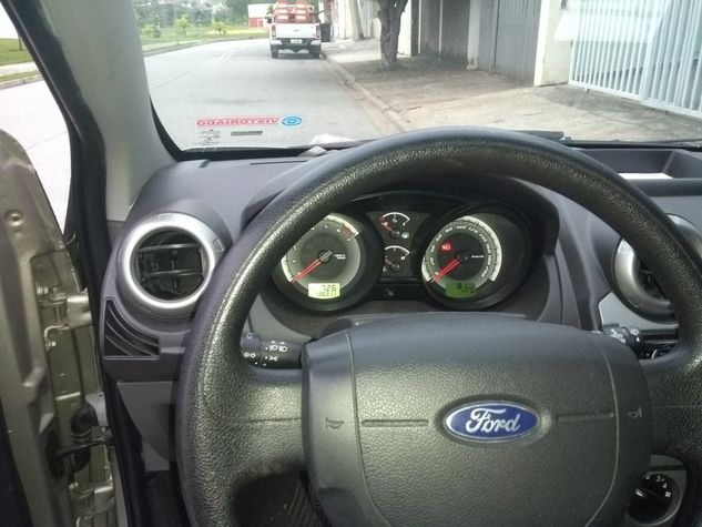 Ford Fiesta Hatch SE 1.0 Rocam (flex) 2014