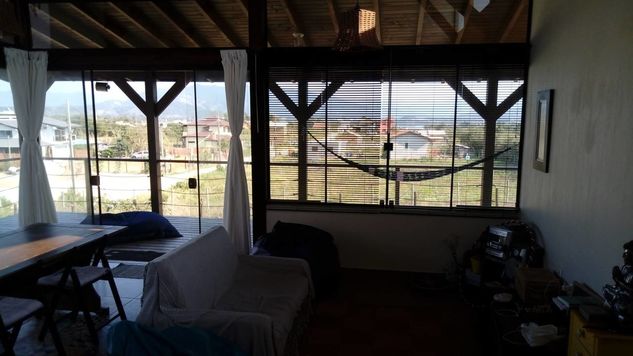 Linda Casa com Vista para Lagoa de Ibiraquera a 2km da Praia