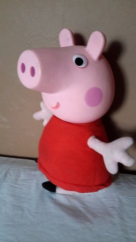 Boneca Peppa Pig