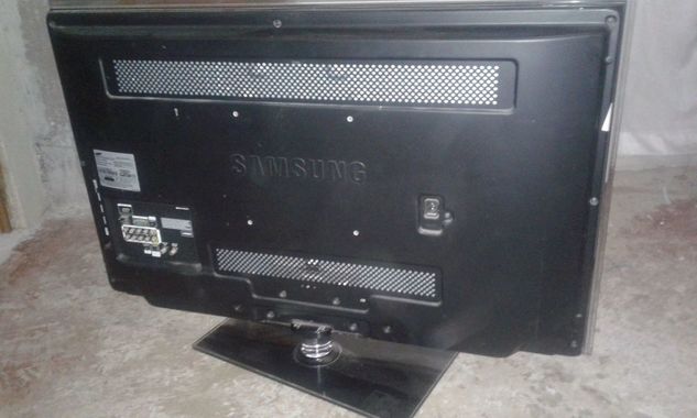 TV Lcd Samsung 40"