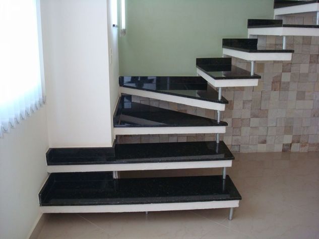Oliveira Escadas
