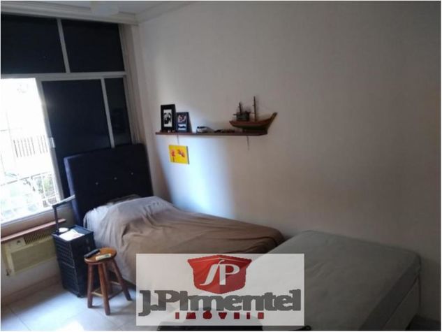 Apartamento com 3 Dorms em Vitória - Praia do Canto por 400 Mil à Venda