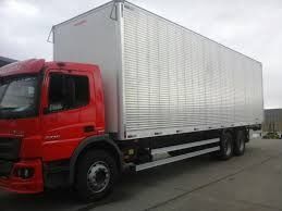 Frete Transporte Caminhão Truck Bau de 10 Mts com Plataforma Elevatóri