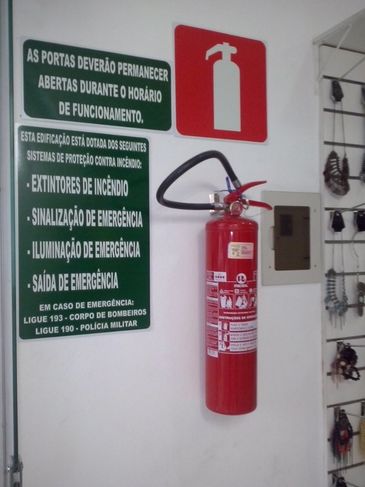 Instalação de Equipamentos de Prevenção de Incêndio