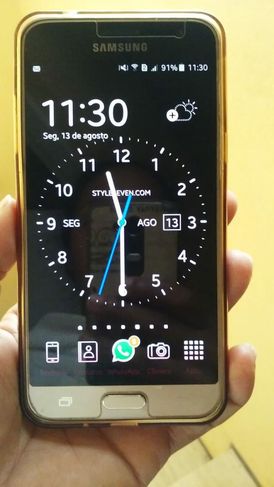 Smartphone Samsung J3 2016 Dourado