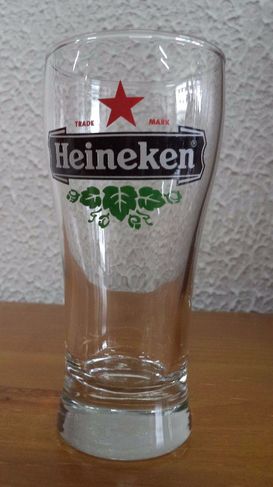 Armário Aéreo Heineken com 6 Copos de Vidro - Ref. 71 (1080)