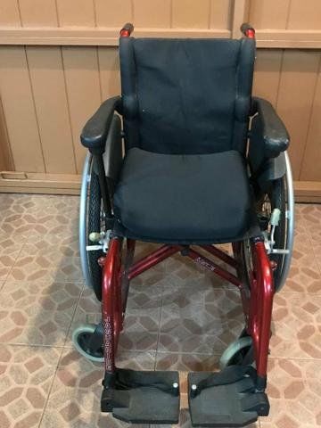 Torro Cadeira de Rodas com Acessórios Jaguaribe ágile