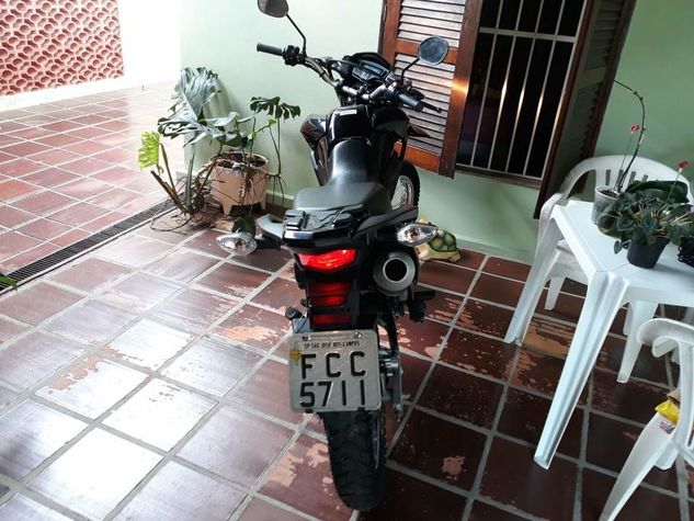 Moto Honda NXR Bros 160 2016 único Dono Preta Oportunidade N