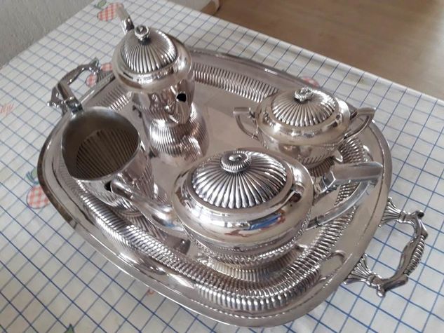 Conjunto de Chá Banhado em Prata