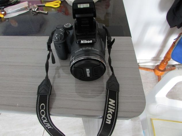 Câmera Nikon Coolpix P900