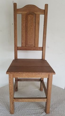 "10 Cadeiras Rústicas de Madeira Maciça em Angelim"