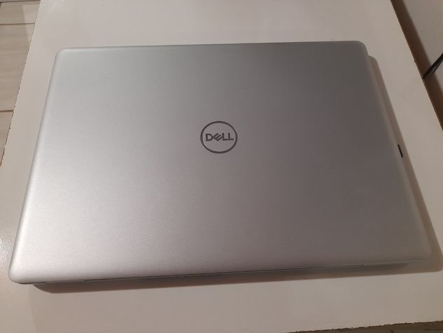 Vendo Notebook Dell - Usado - 2500,00
