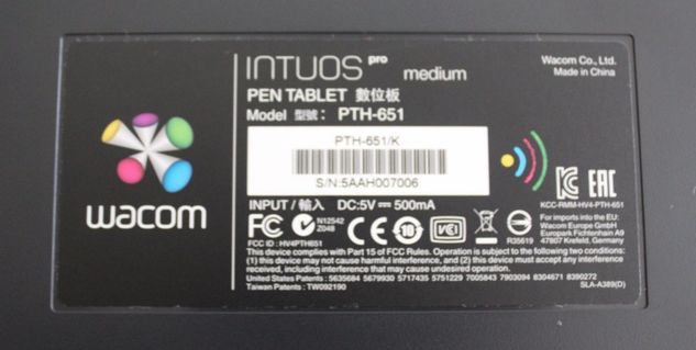 Pen Tablet Intuos Pro Medium Pth651