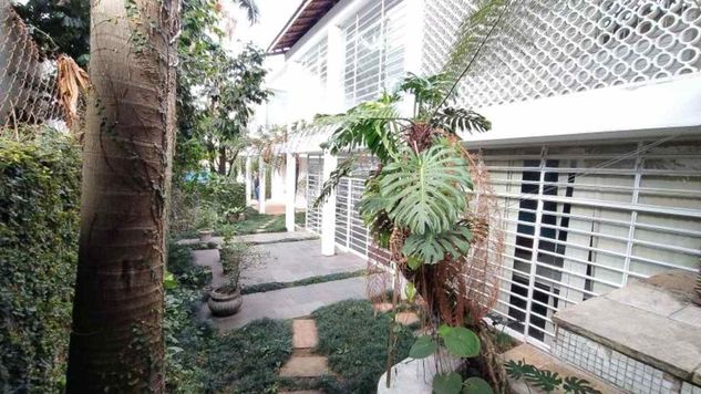 Casa com 6 Dorms em São Paulo - Brooklin Paulista por 4.5 Milhões à Venda