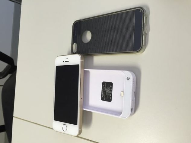 Iphone 5s 16 GB Dourado com 9 Meses de Uso e Mais Capa Carregador e Pelicula