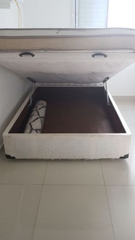 Cama Box King (saia Gratis) +tapete+saia+colchão+ Capitone Botoes
