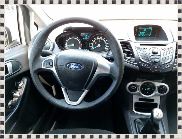 Ford New Fiesta 2014 1.6 SE Completo e Impecavel