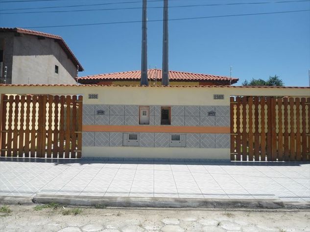Imovel para Financiar em Itanhaém, Casa com 2 Dormitórios