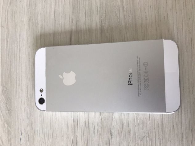 Iphone 5 16gb Branco Impecável Semi Novo Usado