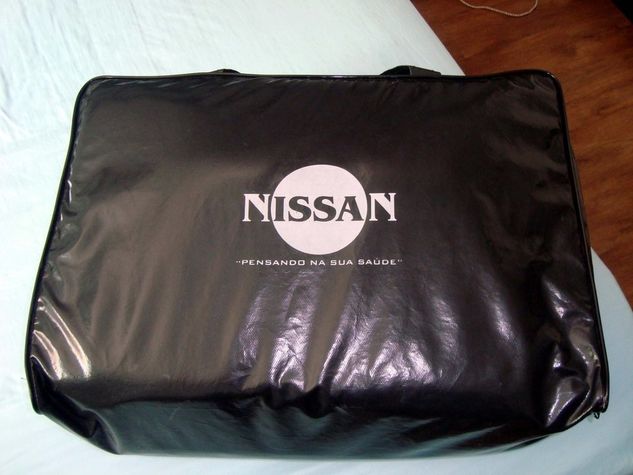 Esteira Massageadora Nissan com Capa - Semi Nova